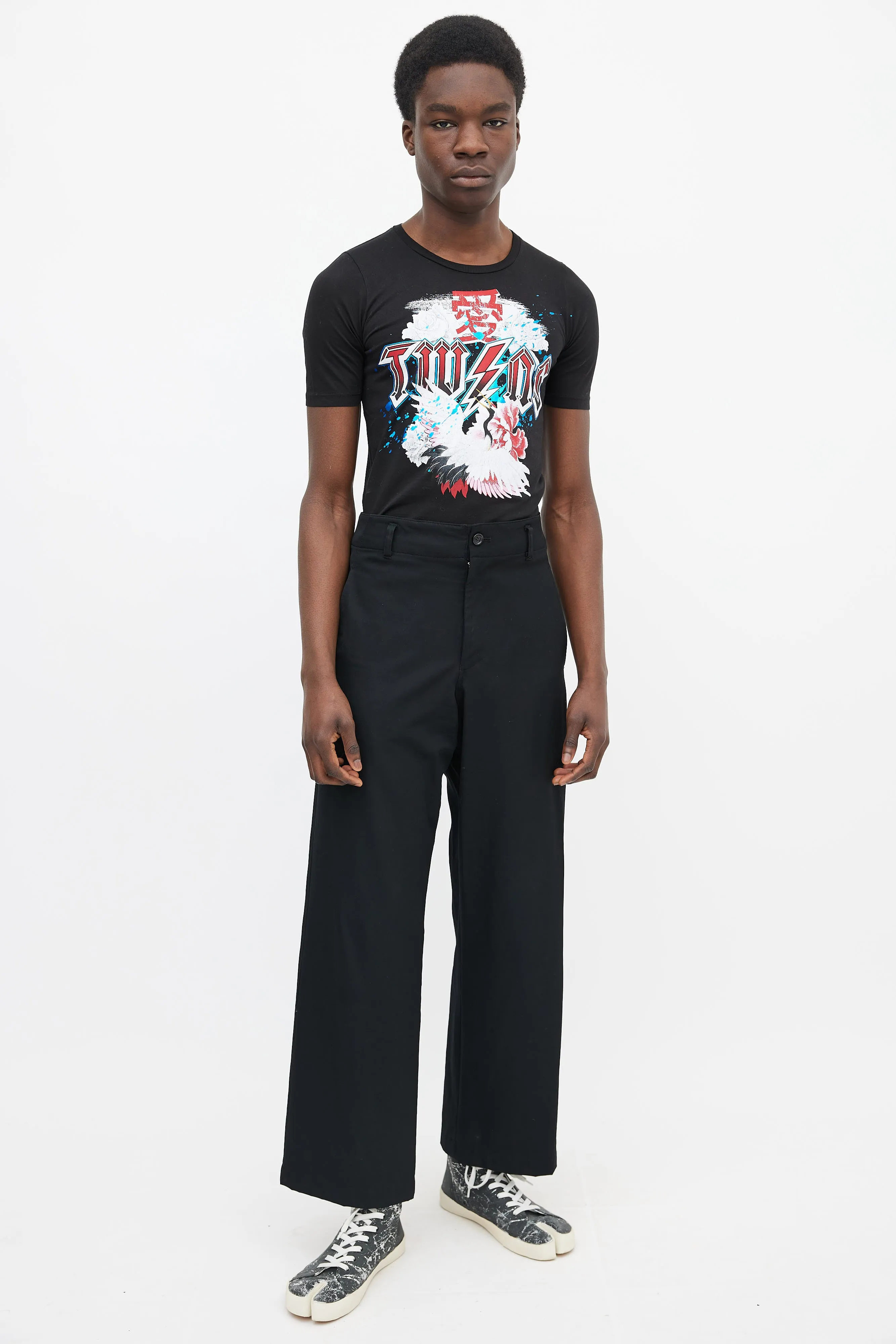 Black Cotton & Multicolor Band Graphic Print T-Shirt