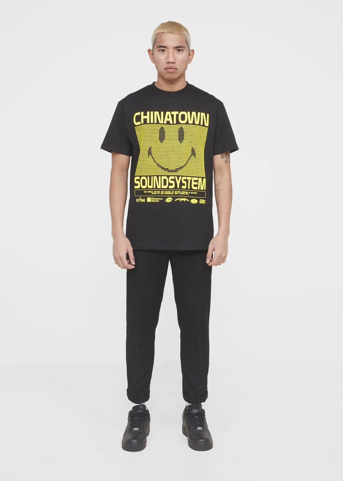 CHINATOWN MARKET: SOUND SYSTEM TEE [BLACK]